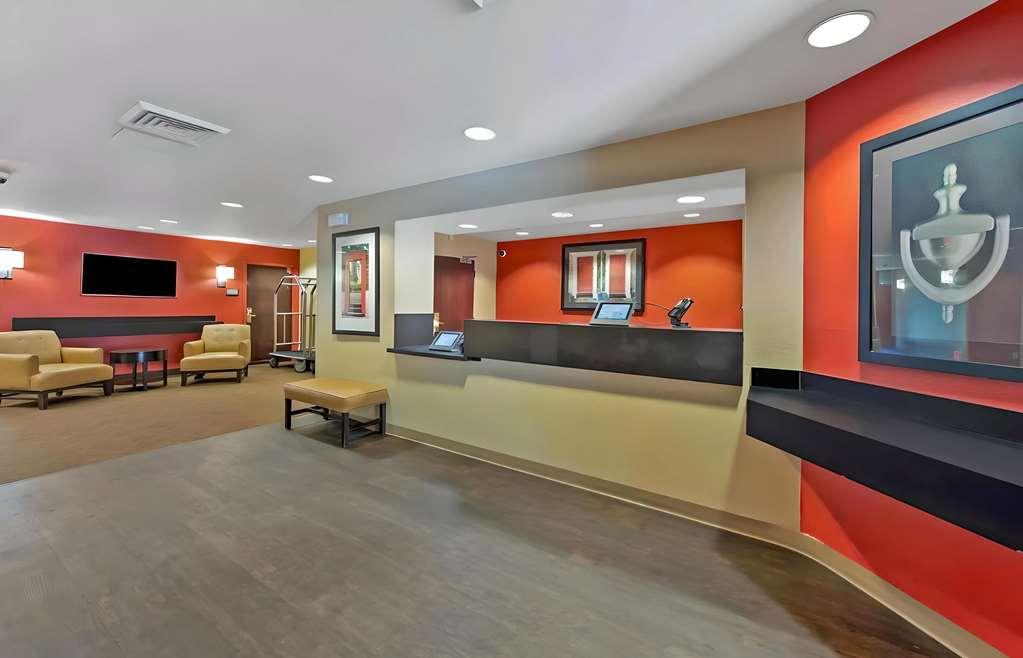 Mainstay Suites Hillside Interior foto